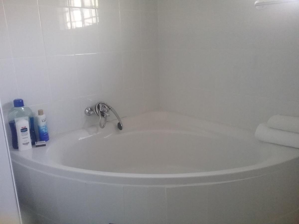 The Star B&B Jwaneng Ngoại thất bức ảnh